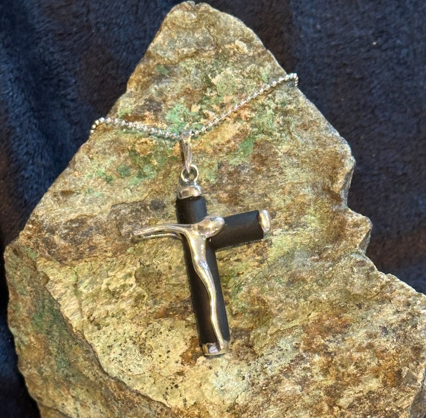 Crucifijo Gaucho Pendant Necklace
