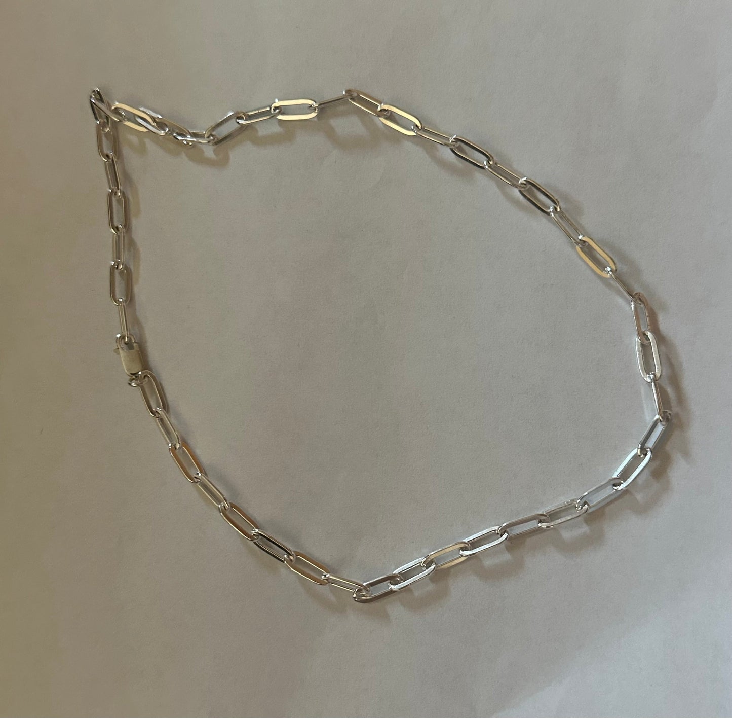 Medium Paperclip Chain 18”