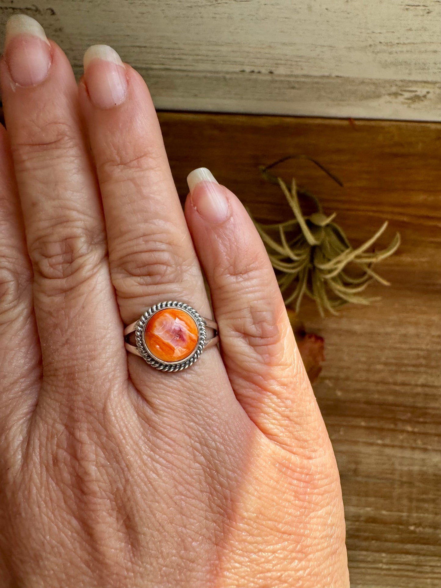 Round Spiny Oyster Ring – Size 8, Zia Stamped Sterling Silver