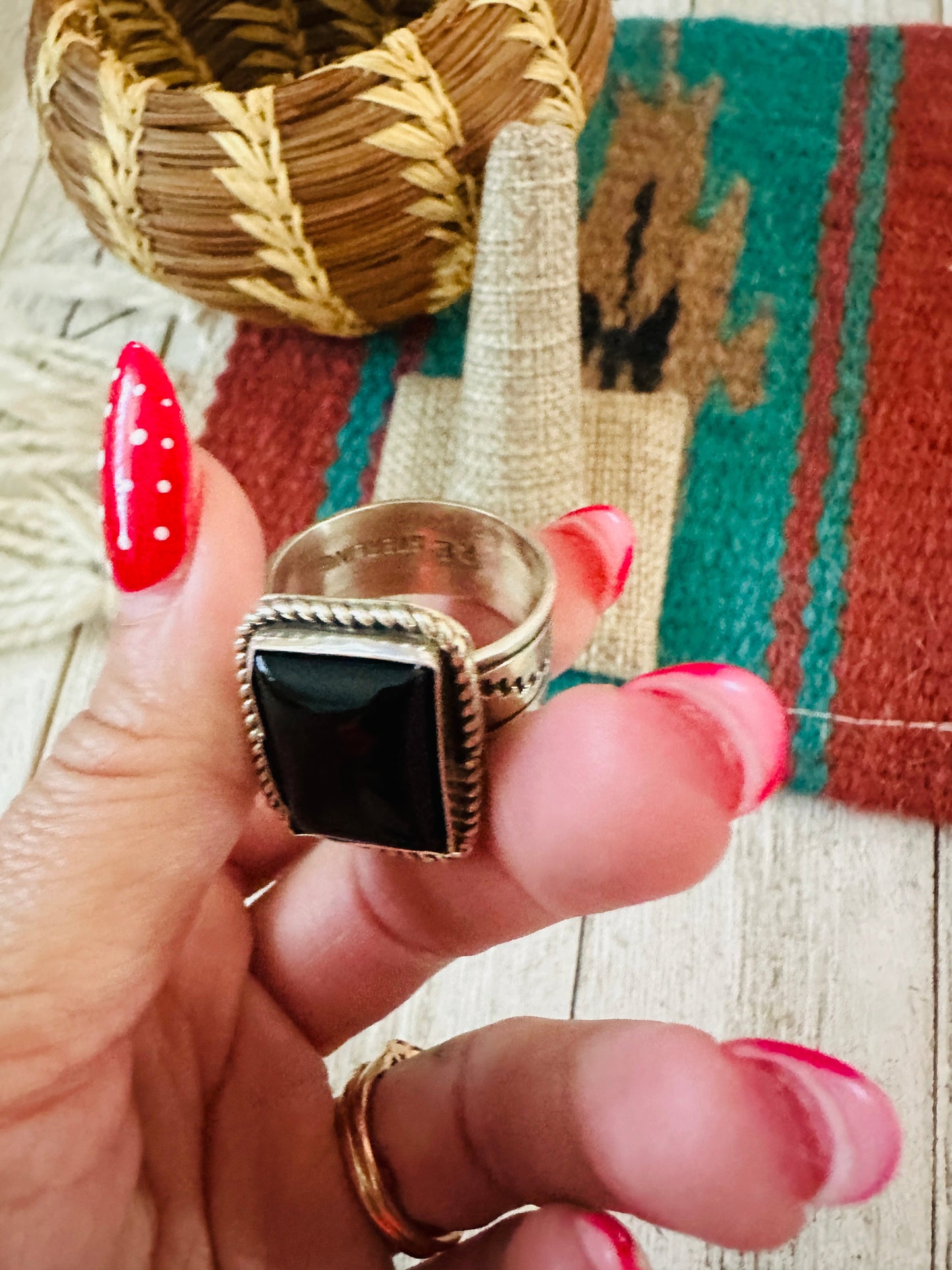 Old Pawn Navajo Sterling Silver & Onyx Ring