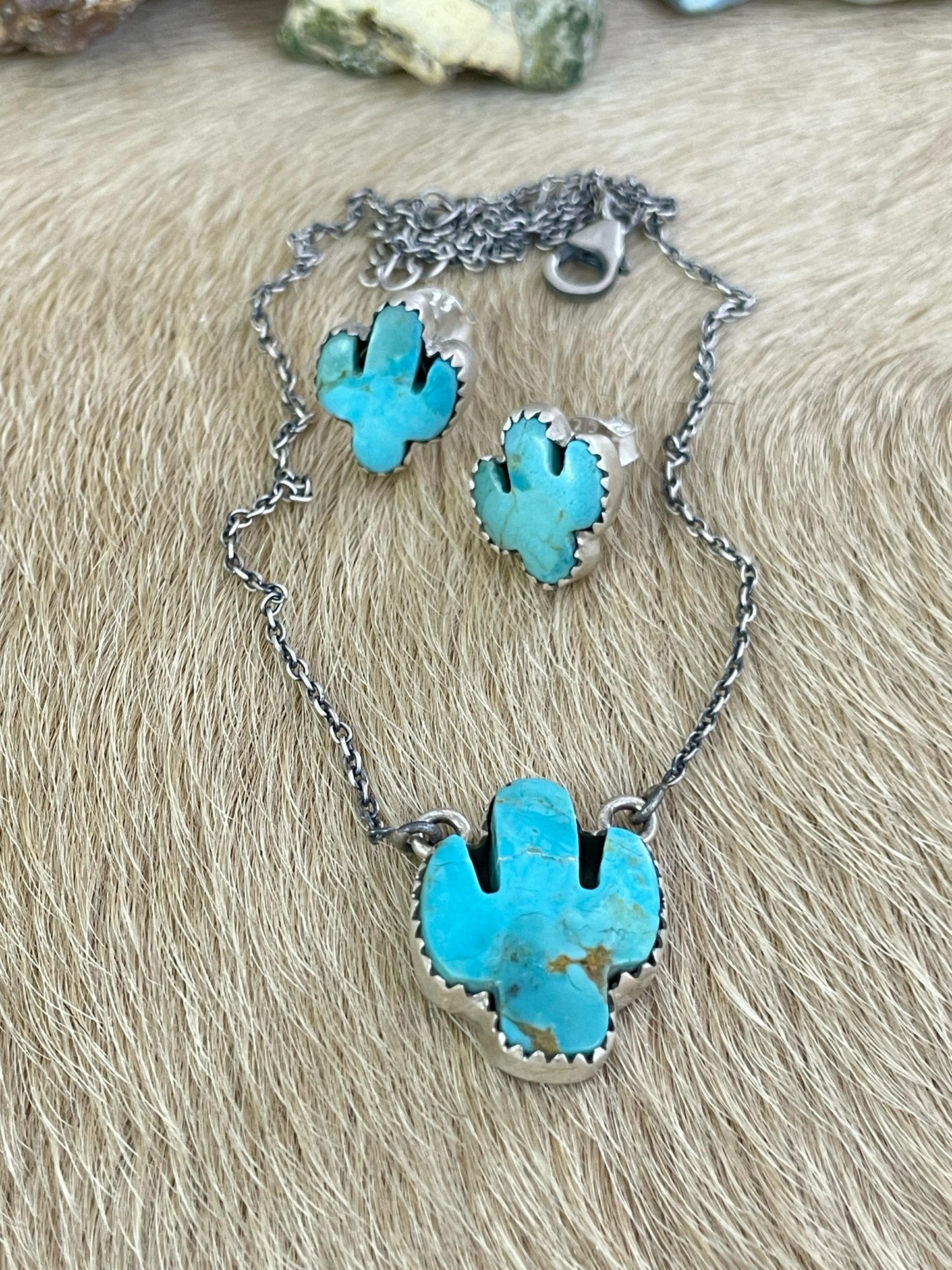 Handmade Sterling Silver Kingman Dahlia Necklace Earring Set with Signed Nizhoni