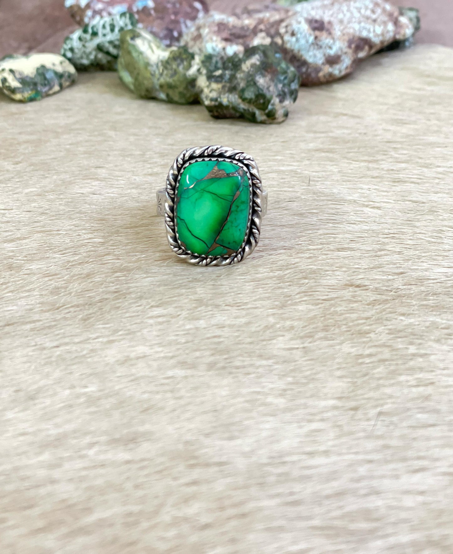 Handmade Sterling Silver Kelly Green Dahlia Adjustable Ring with Signed Nizhoni