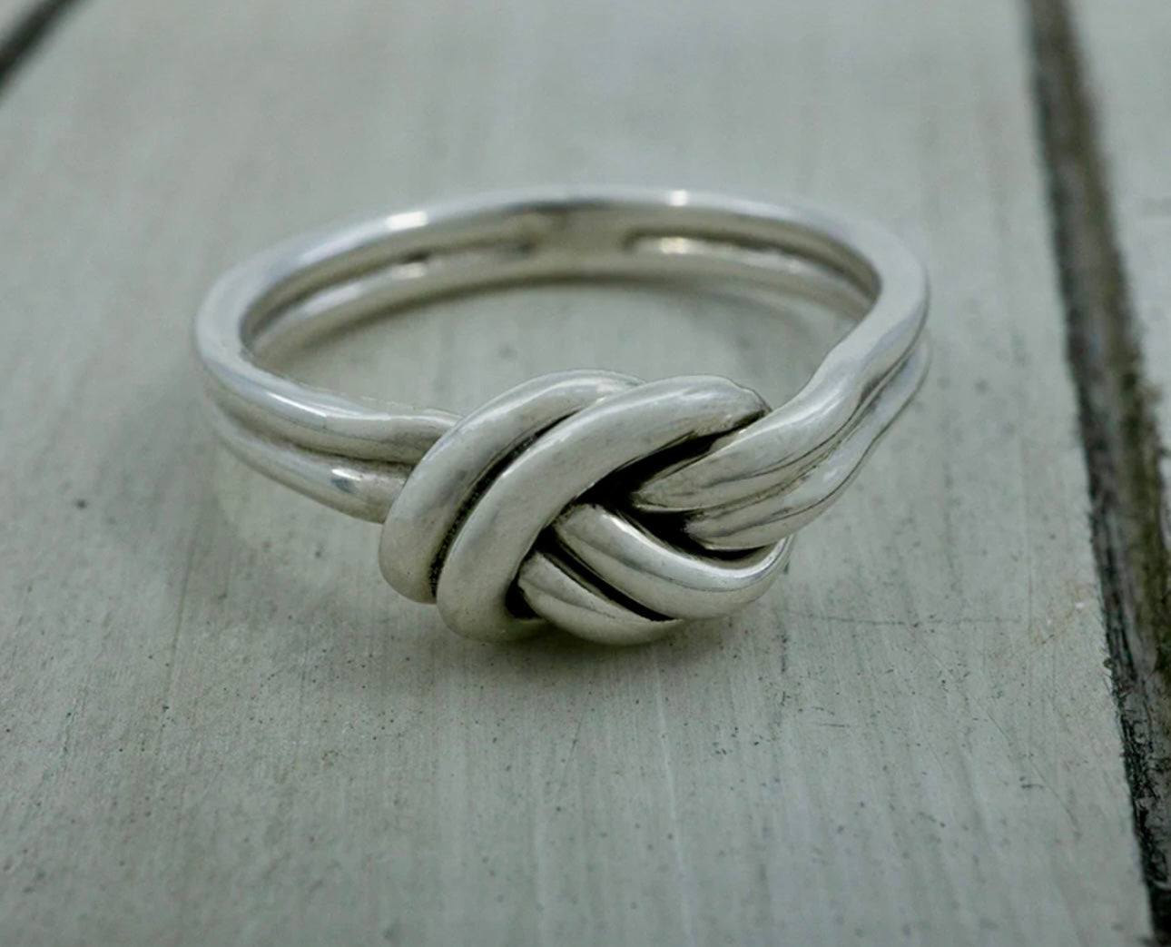 Double Knot Ring