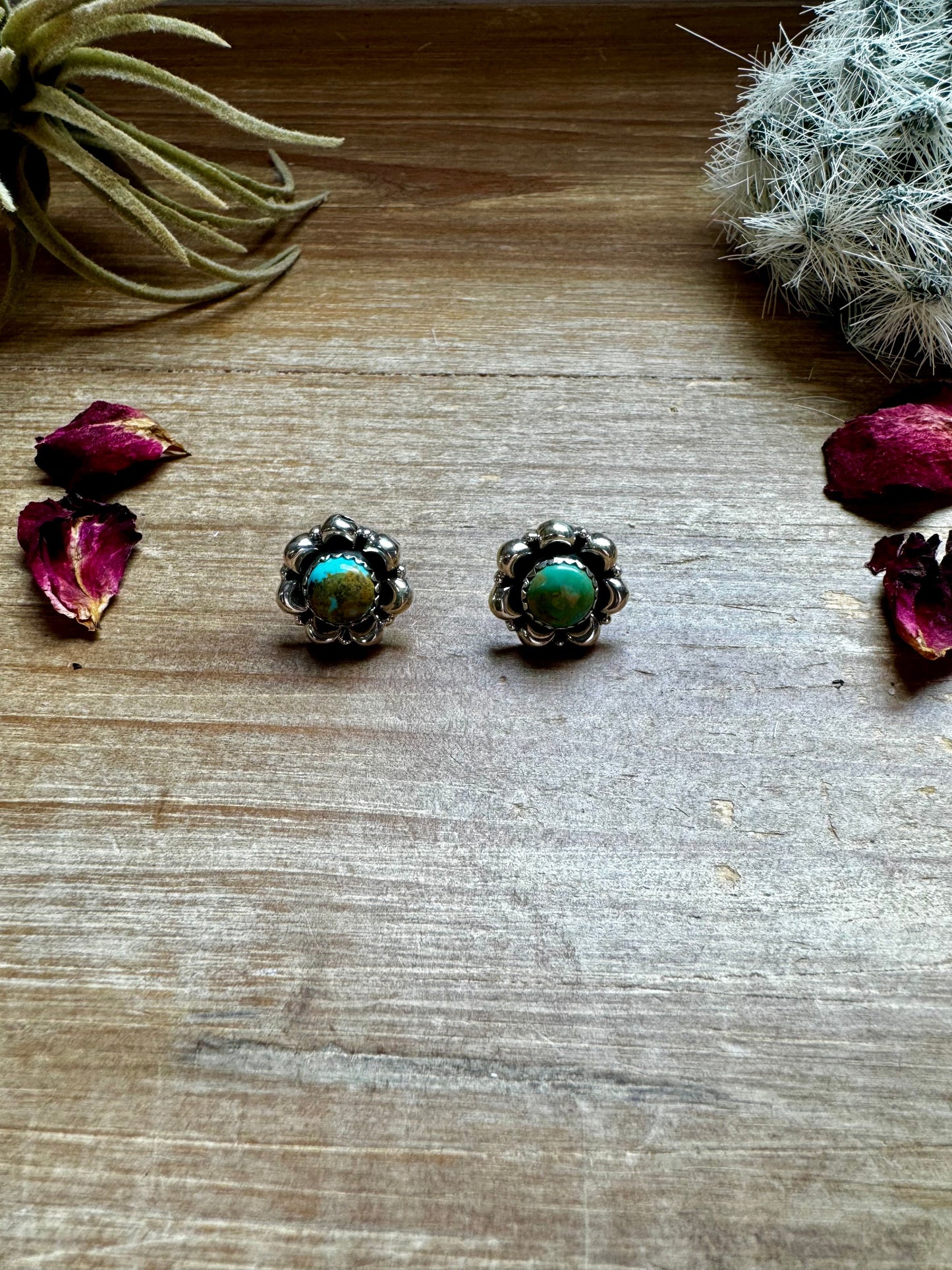 Stud flower kingman turquoise earrings option 2