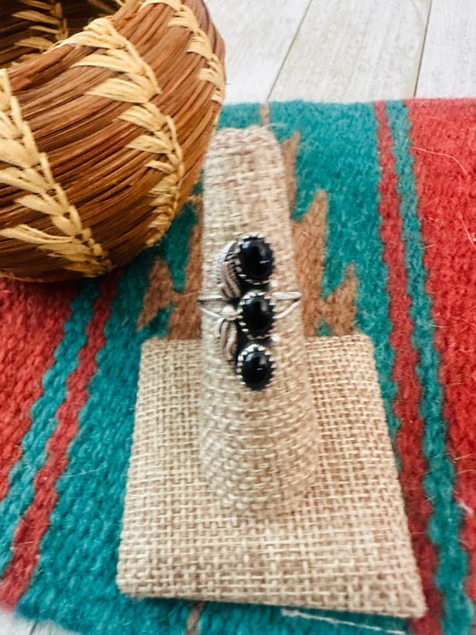 Old Pawn Navajo Sterling Silver & Onyx Ring